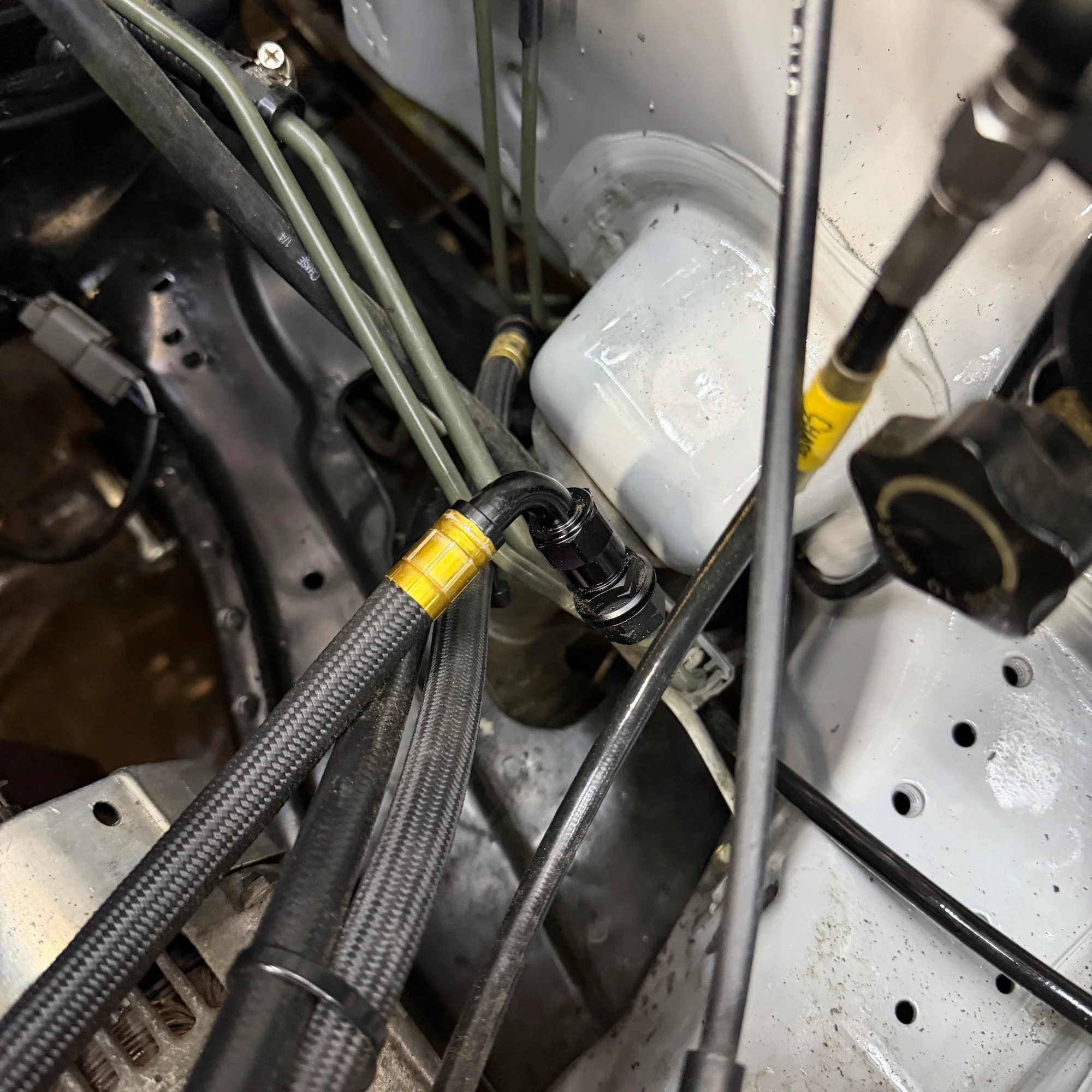 Chase Bays 1/4" Hose Barb to 6AN Adapter - Image 3