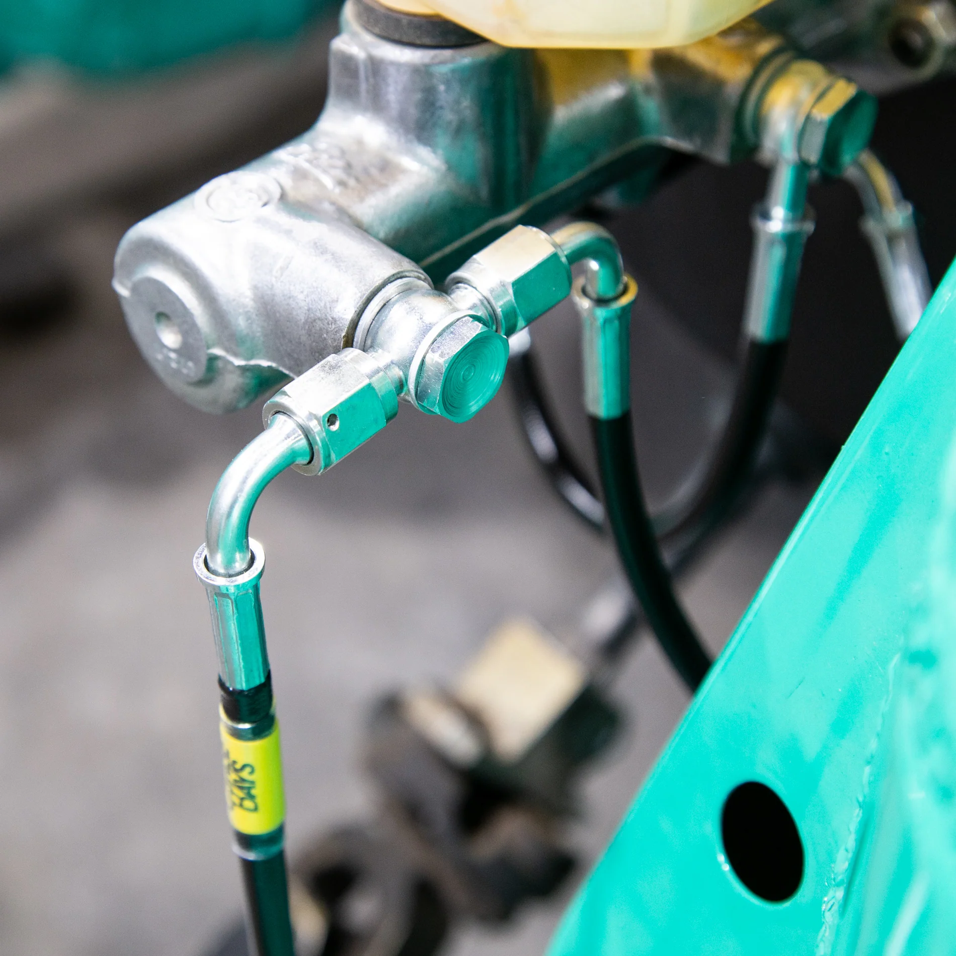 Chase Bays Brake Line Relocation - BMW E30 inBay with OEMC - Image 10