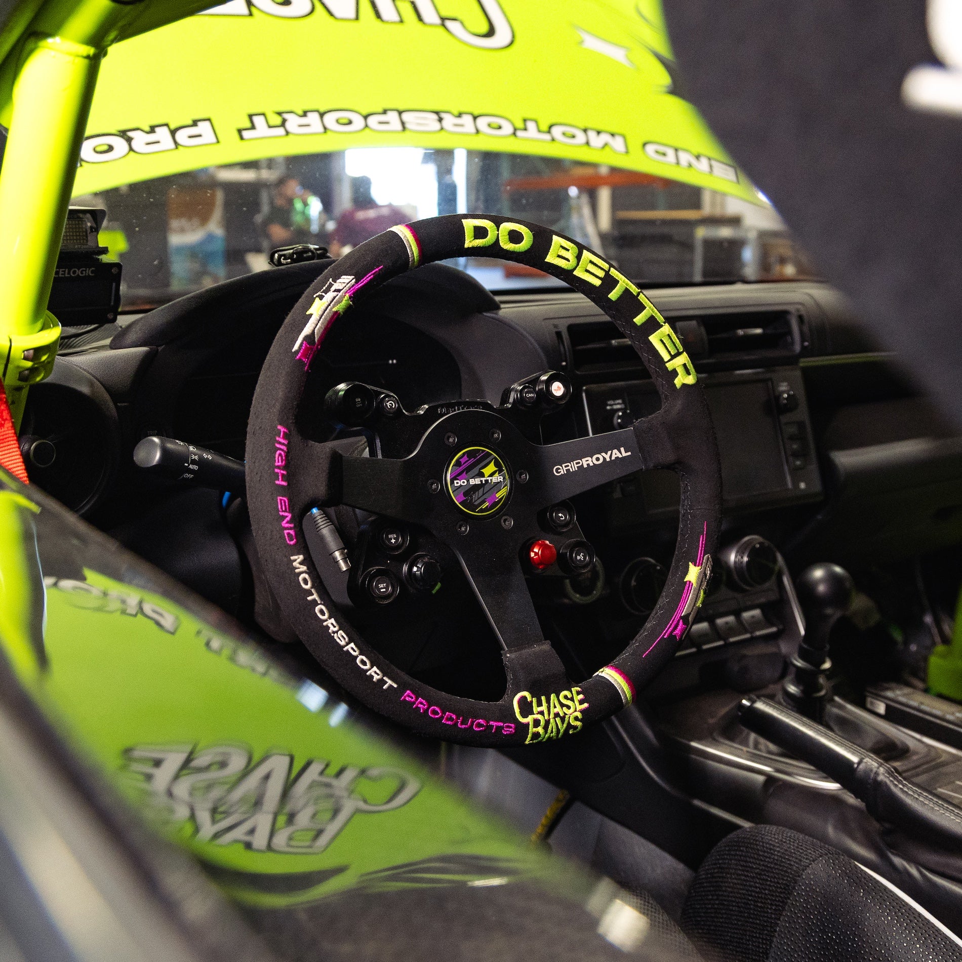 Chase Bays x Grip Royal Steering Wheel - Image 4